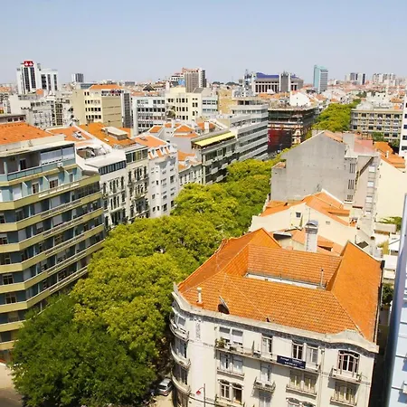 Daire Roma Cozy Flat With Balcony Lisboa