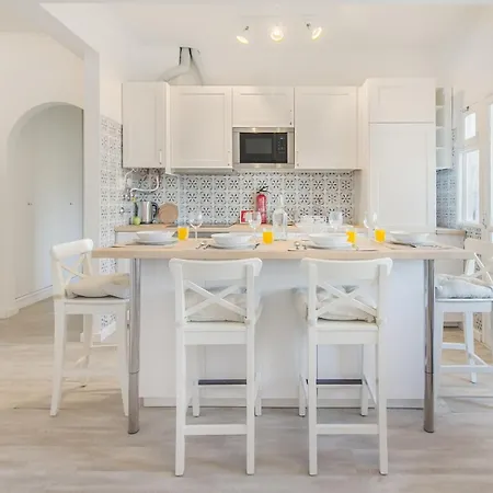 Διαμέρισμα Roma Cozy Flat With Balcony *