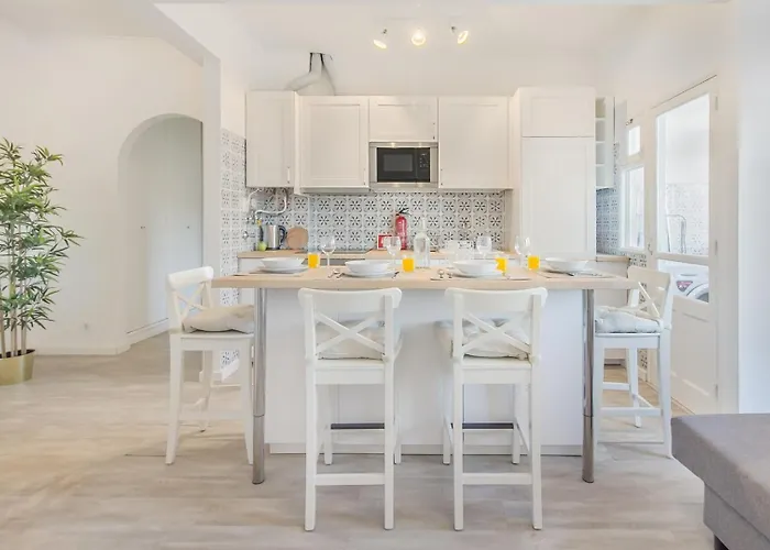 公寓 Roma Cozy Flat With Balcony *