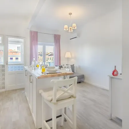 Lejlighed Roma Cozy Flat With Balcony *