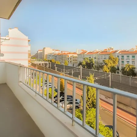 Lejlighed Roma Cozy Flat With Balcony Lisboa